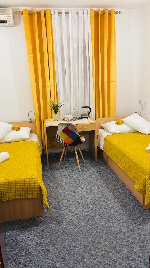Apartmens And Rooms Madunic V Split Extérieur photo