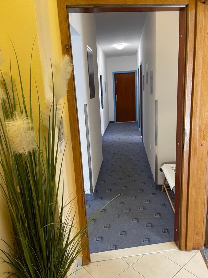 Apartmens And Rooms Madunic V Split Extérieur photo