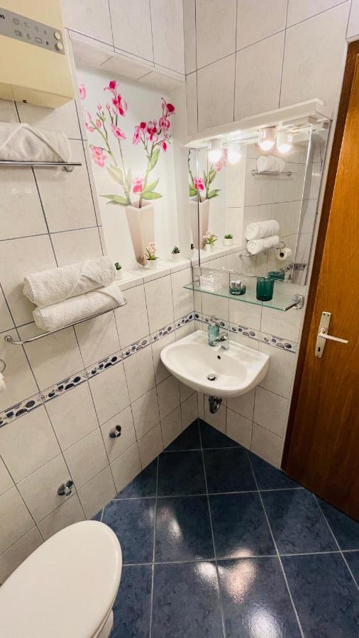 Apartmens And Rooms Madunic V Split Extérieur photo