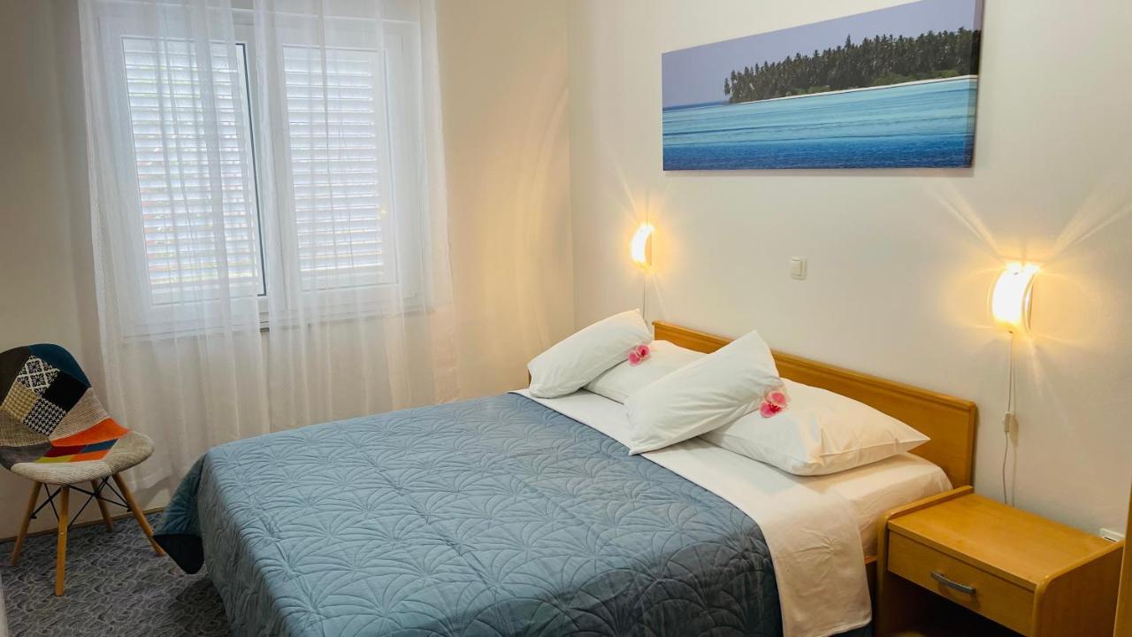Apartmens And Rooms Madunic V Split Extérieur photo